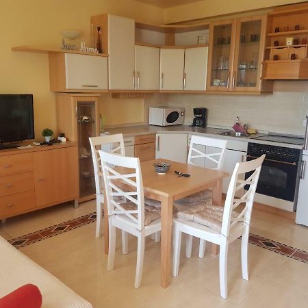 App Lolly Apartment Selce Luaran gambar