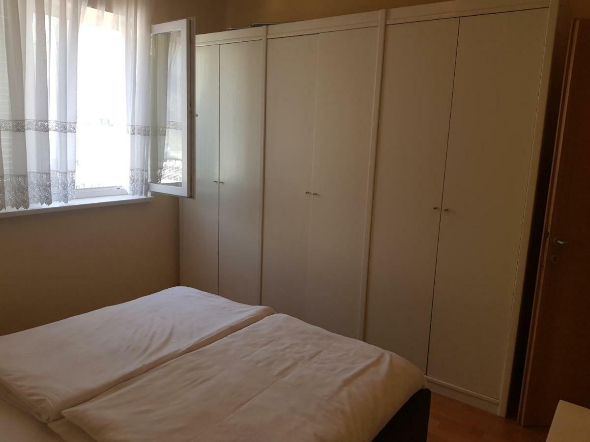 App Lolly Apartment Selce Luaran gambar